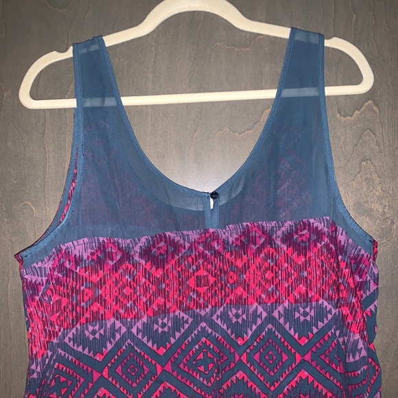 Colorful lightweight tank top - Picture 3 of 4